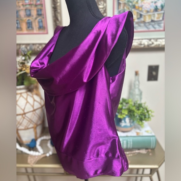 EXPRESS Bodysuit Vibrant Purple Metallic Glam Off The Shoulder Satin Thong Sz XL - Picture 3 of 10